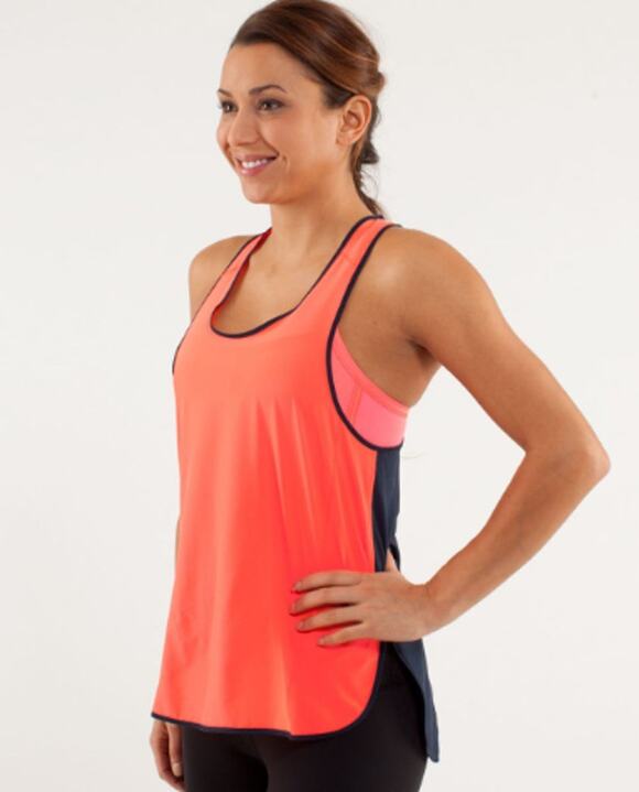 lululemon athletica Tops - Lululemon Pump It Up Tank and Sports Bra Pink Blue Size 8